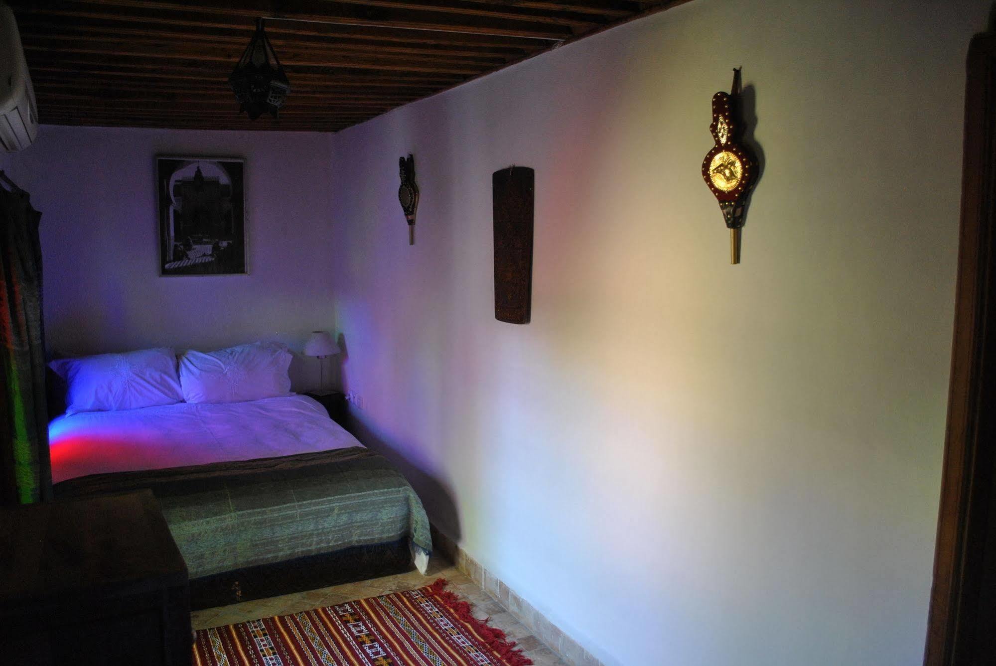 R'Mila Medina Fez Hotel Екстериор снимка