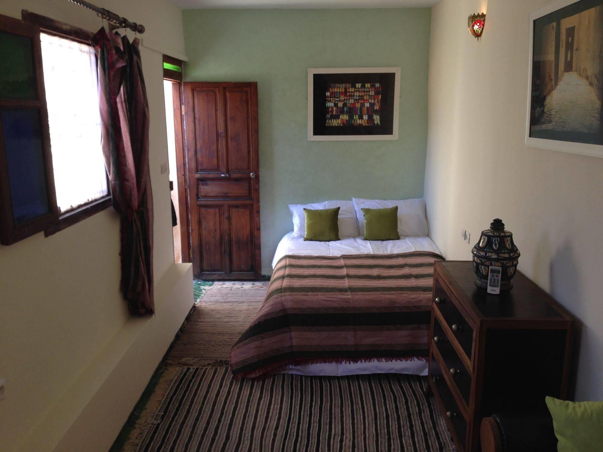 R'Mila Medina Fez Hotel Екстериор снимка