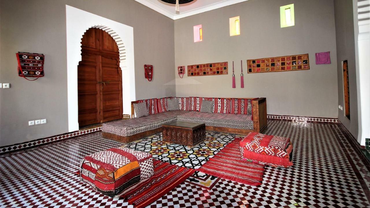 R'Mila Medina Fez Hotel Екстериор снимка